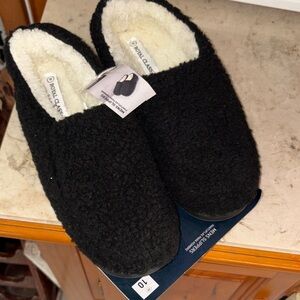 Royal Class Black Fleece Slippers